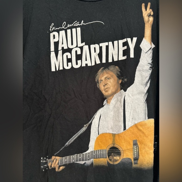 Paul McCartney XXL On The Run Chicago 2011 Concert Tee. Double sided graphic. - Picture 8 of 9